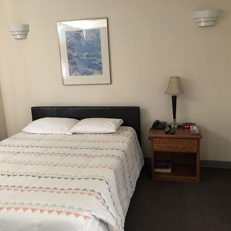 The Capri Motel Winnipeg Luaran gambar