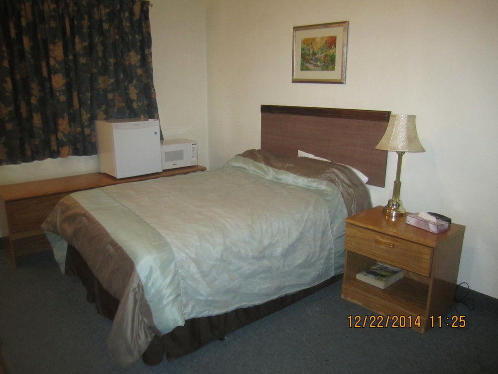 The Capri Motel Winnipeg Luaran gambar