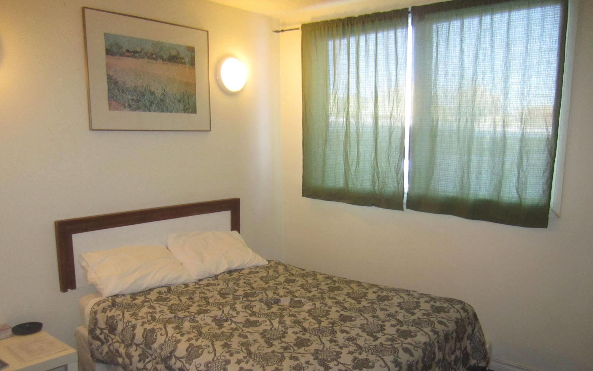 The Capri Motel Winnipeg Luaran gambar