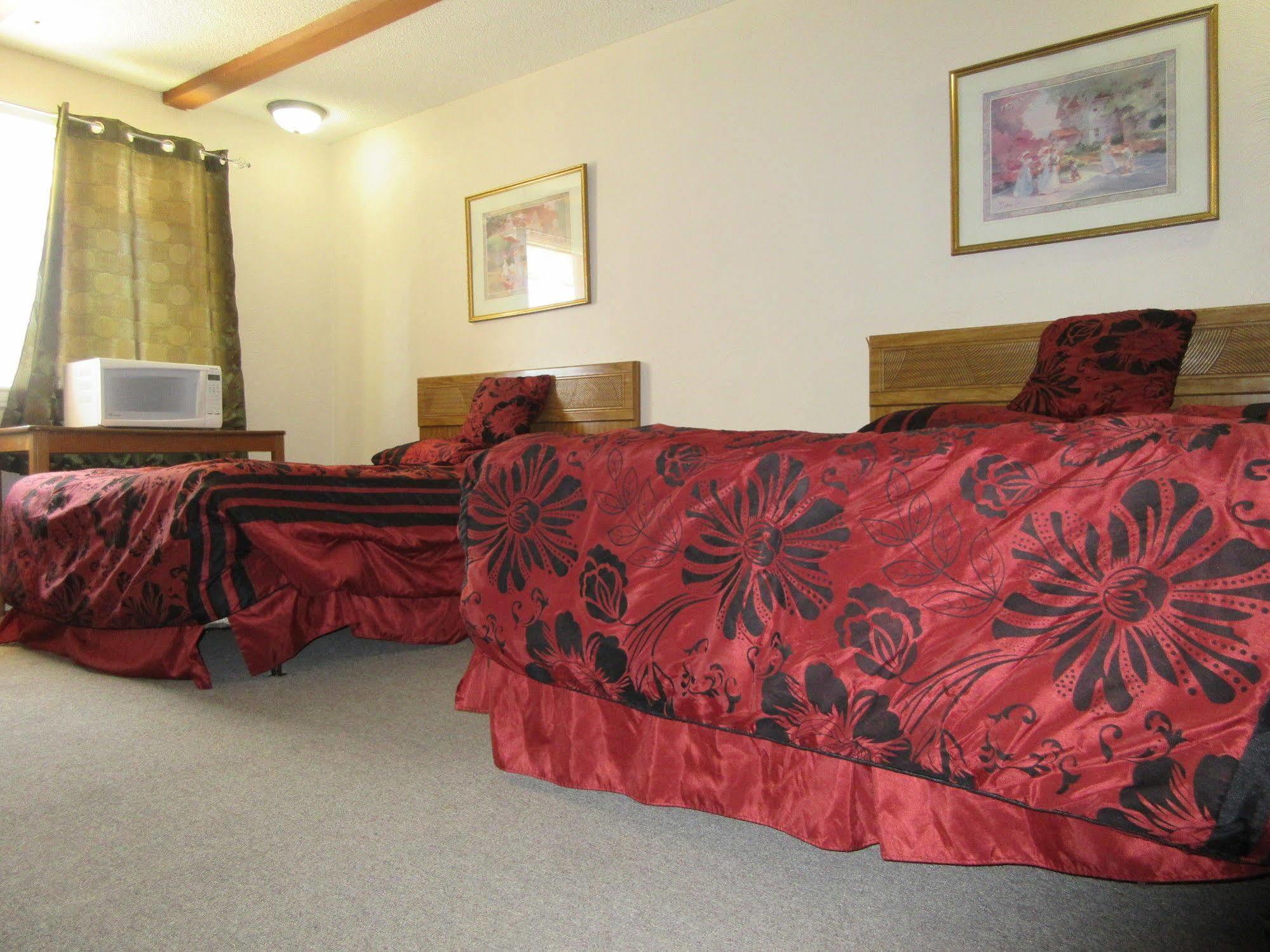 The Capri Motel Winnipeg Luaran gambar
