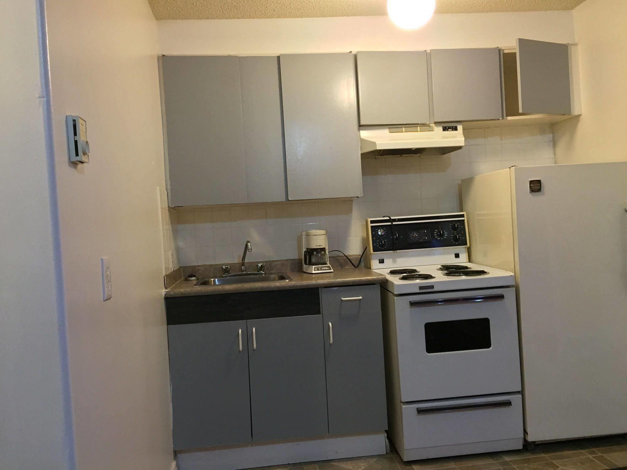 The Capri Motel Winnipeg Luaran gambar