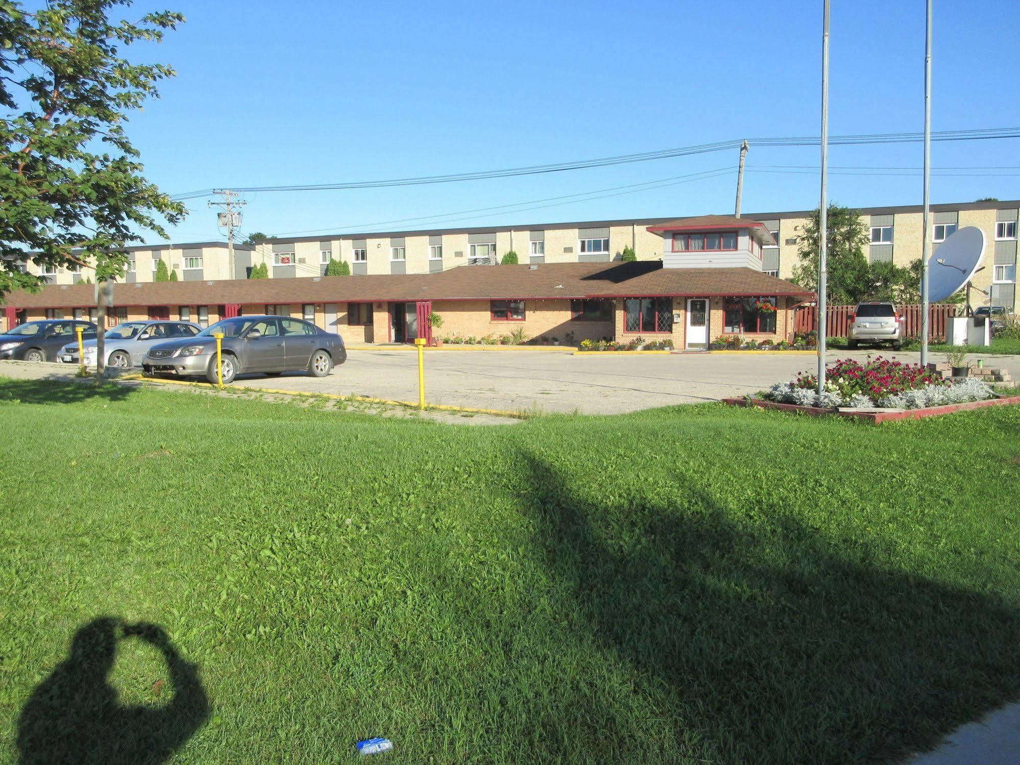 The Capri Motel Winnipeg Luaran gambar