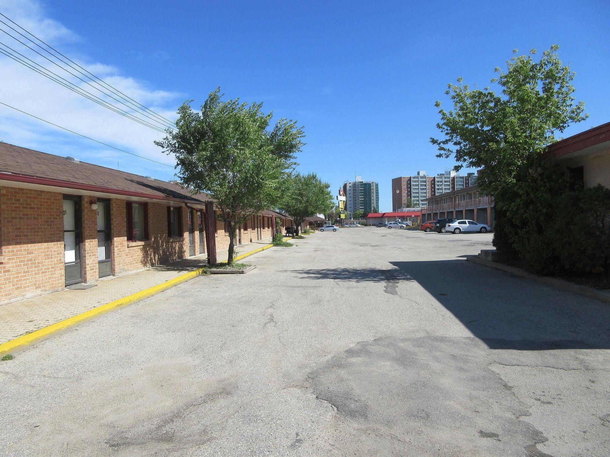 The Capri Motel Winnipeg Luaran gambar